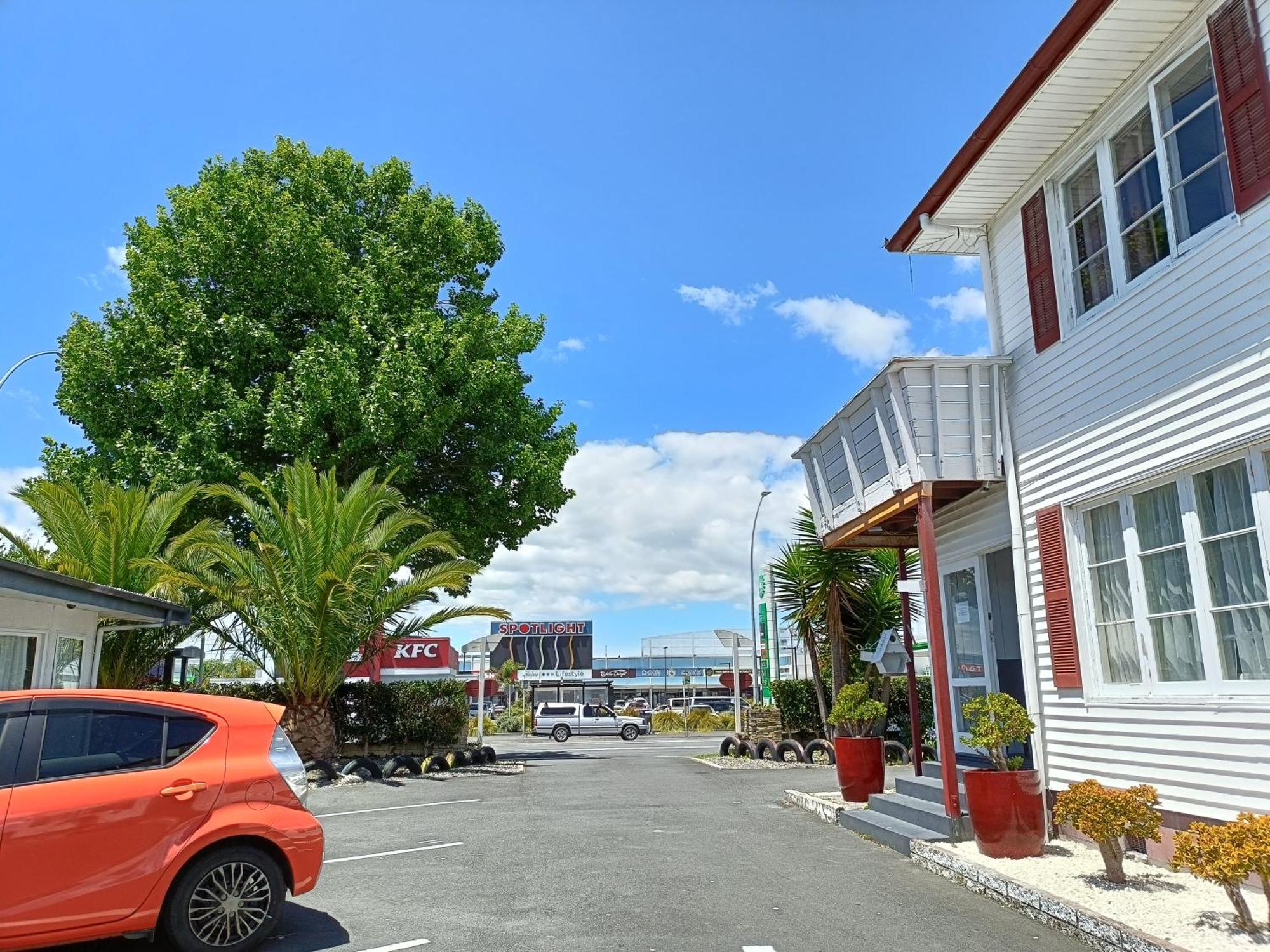 Rainbow Motel & Guest House Tauranga Exterior photo